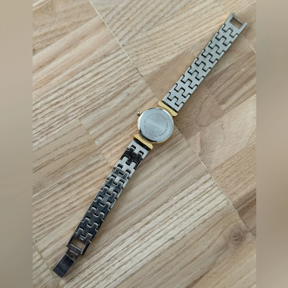 Bulova Vintage Ladies Watch Two-Tone Bracelet Pearl Dial Stainless Case New Batt